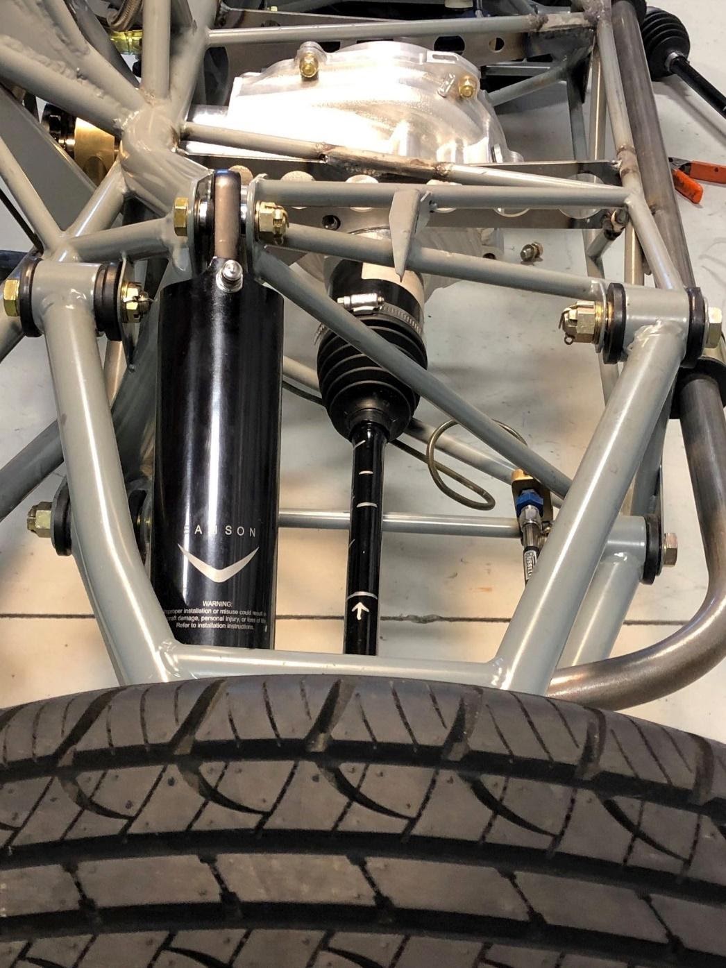 image5 switchblade axel and suspension