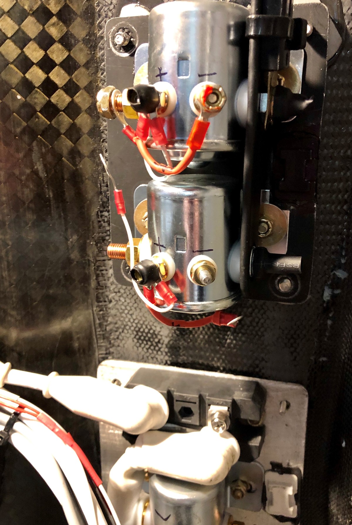 unnamed (5) wire contactors before stripping