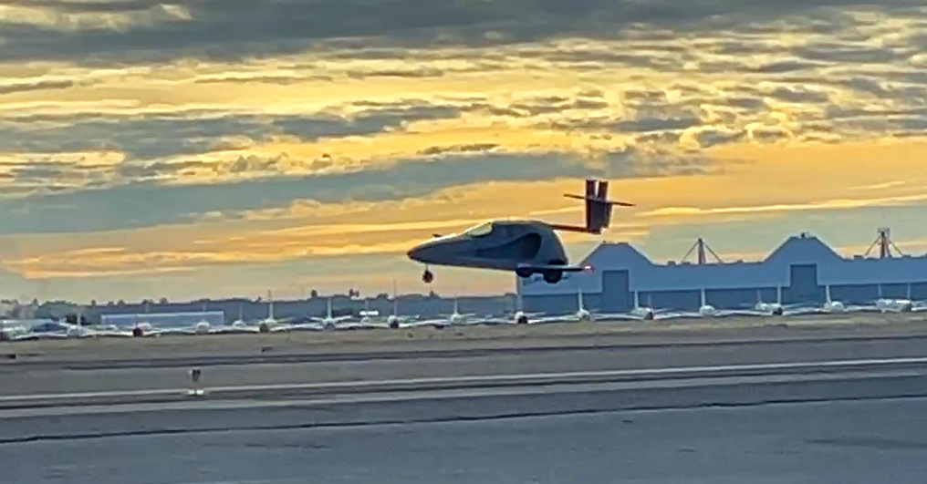 SWITCHBLADE FLYING CAR GETS AIRBORNE – AGAIN!!